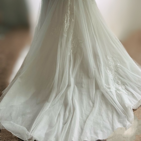 Sold - Picture 3 of 3